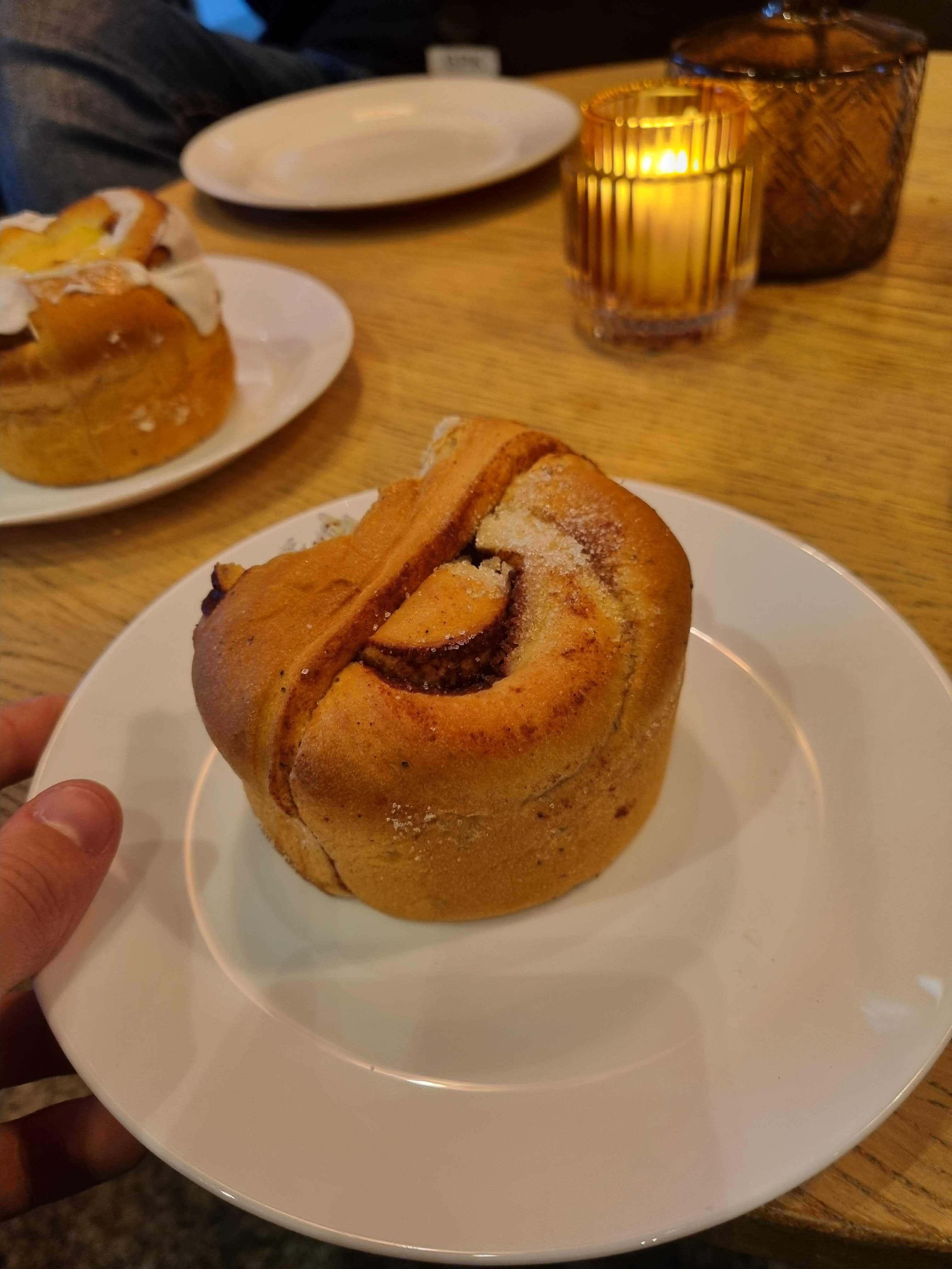Foto av Kanelbolle fra Baker Hansen