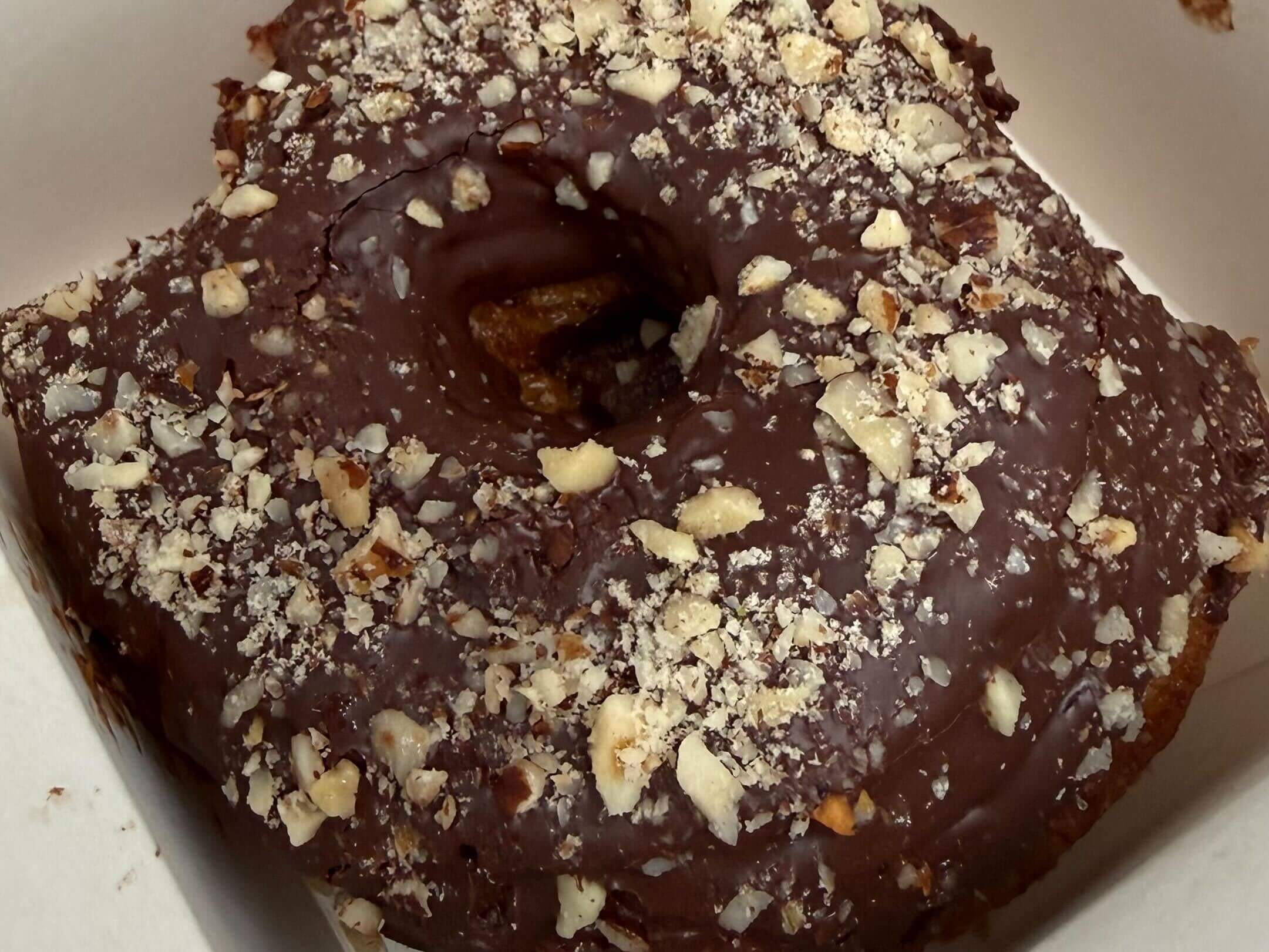 Foto av Sjokolade Cronut fra Maschmanns