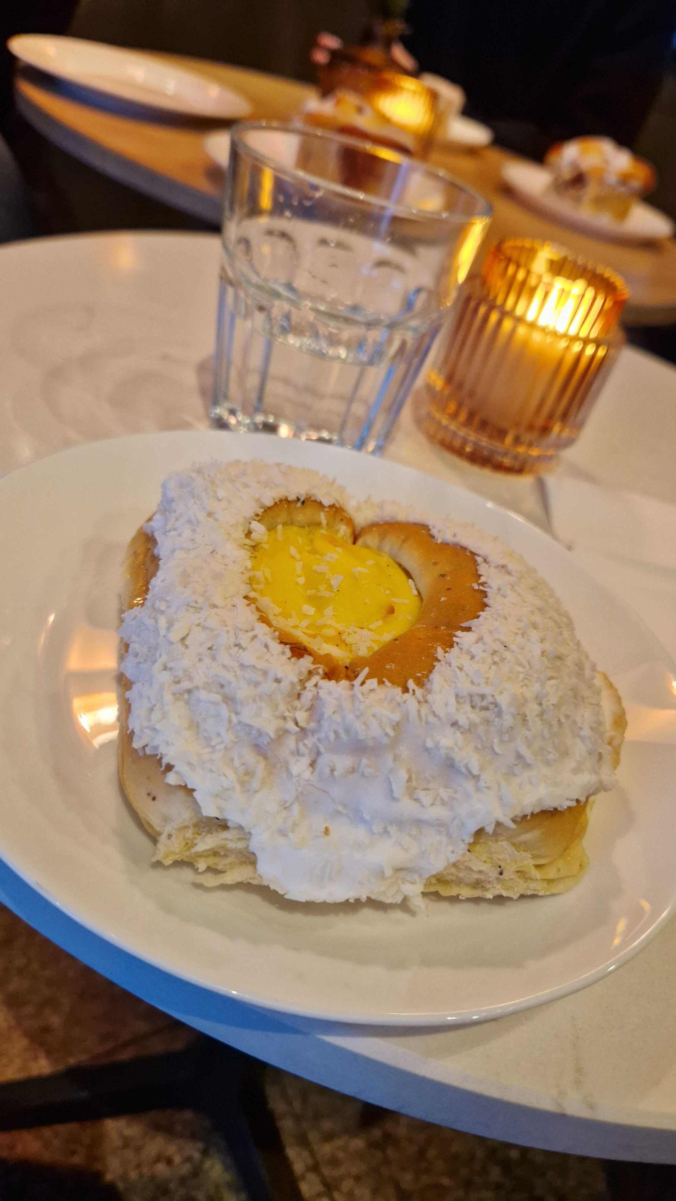 Foto av Skolebolle fra Baker Hansen